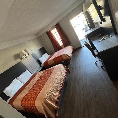 Budget Inn Carthage Ngoại thất bức ảnh