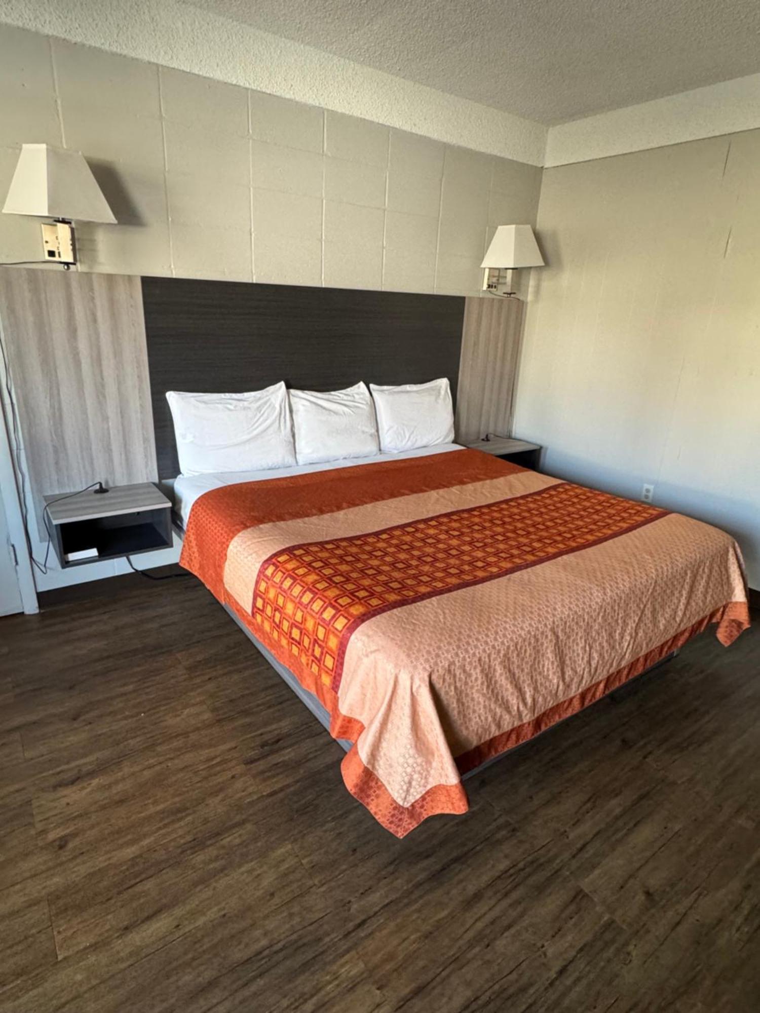 Budget Inn Carthage Ngoại thất bức ảnh